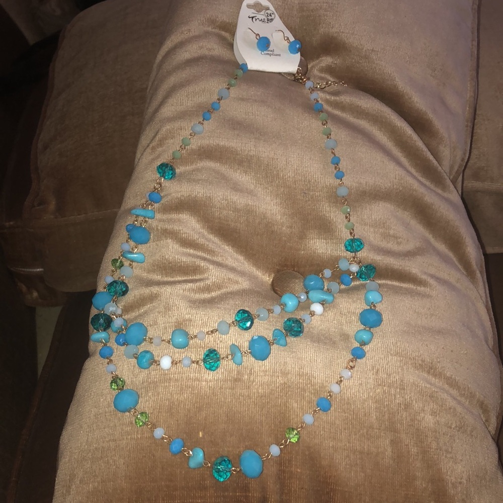4-sale True Austrian Crystal Costume Jewelry Set- 629 $25 or $20 w/offer